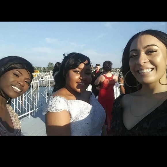 Meet your Posher, Torrionah - Picture 2 of 6